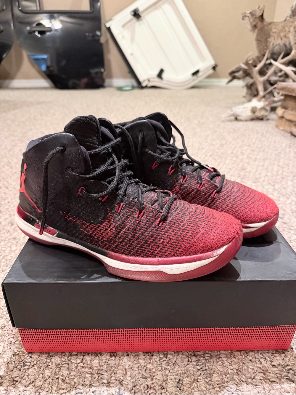 Air Jordan 32 “BANNED” Size 11